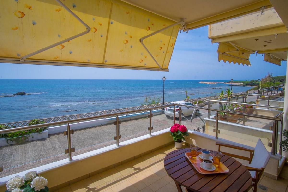 Paris Seaside Villa Pandokrátor Exteriör bild